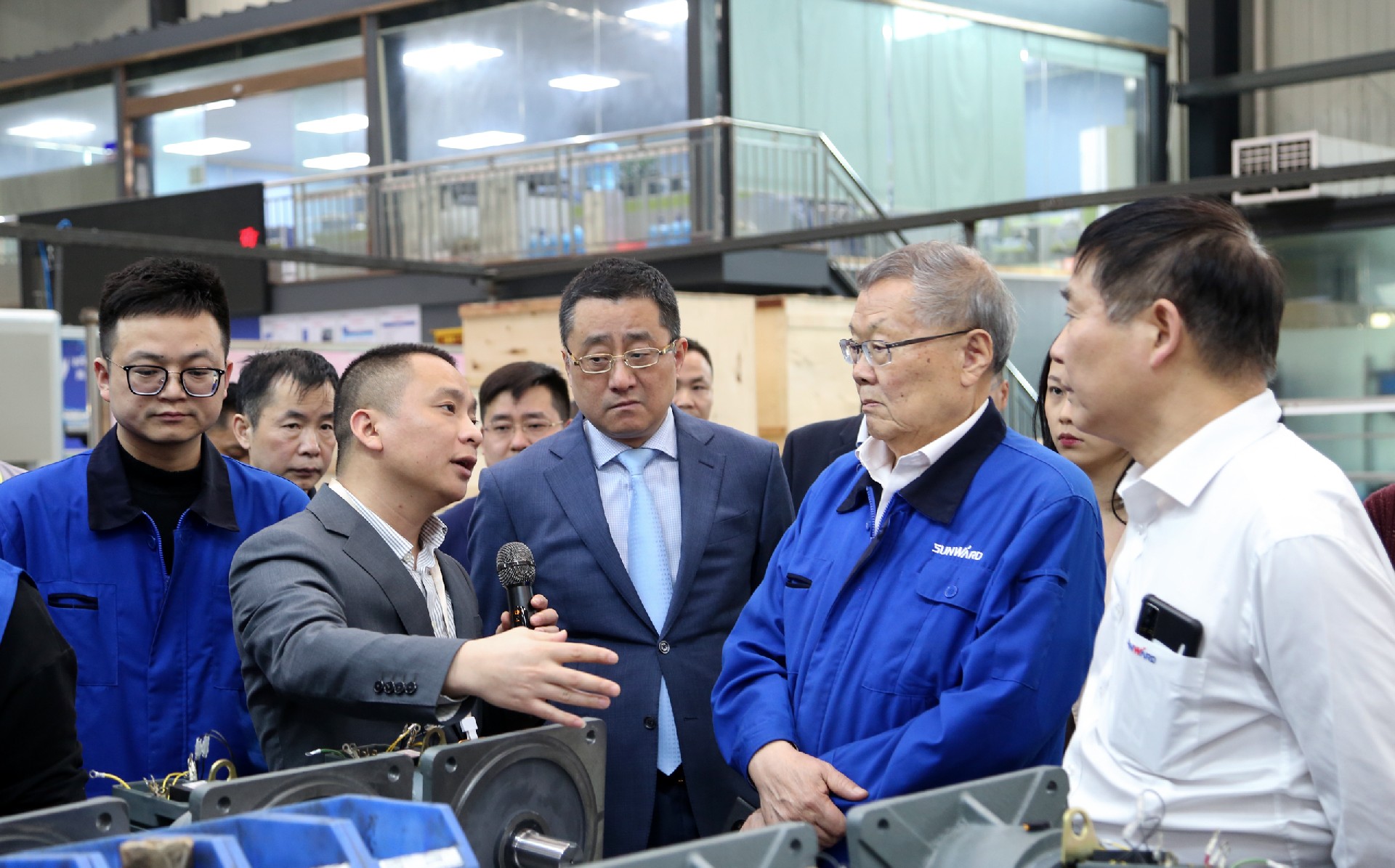 山河智能董事長何清華